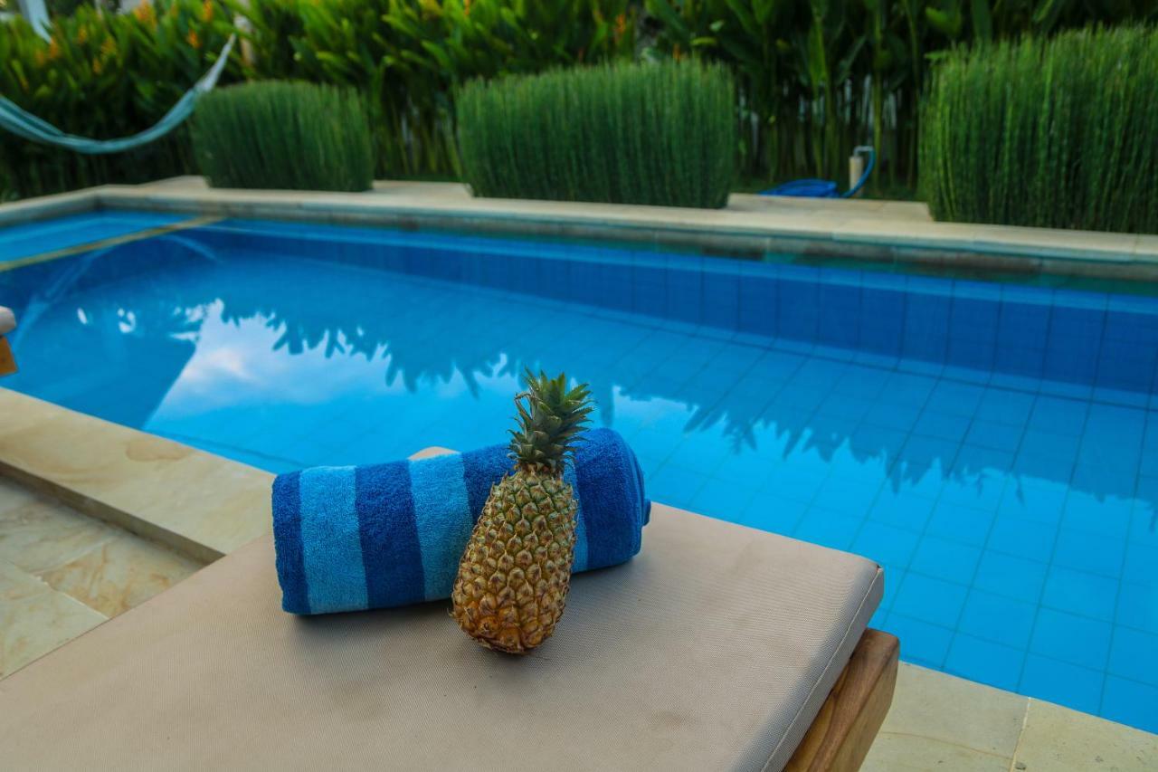 Cozy Cottages Lombok Senggigi Exterior photo