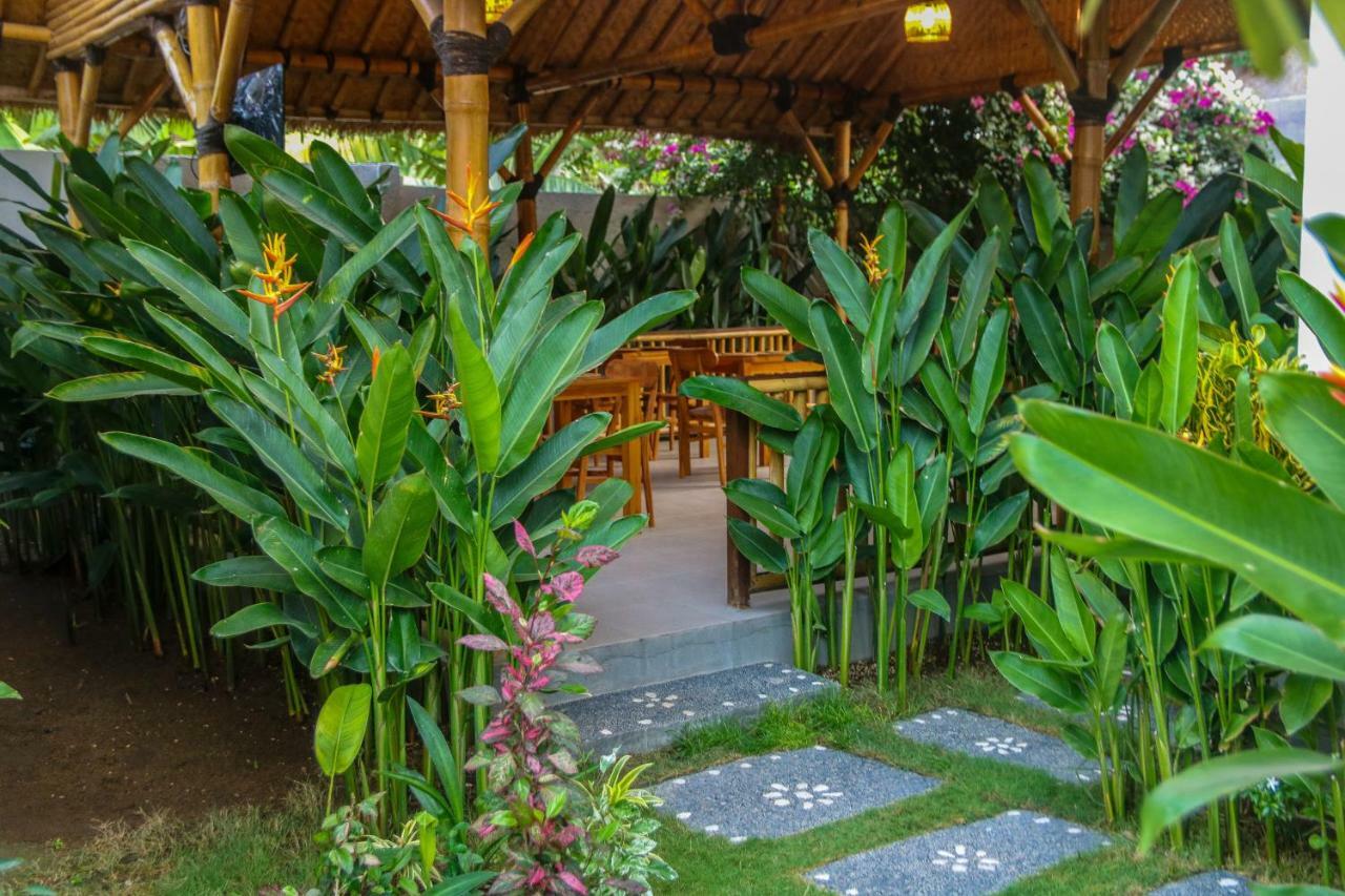 Cozy Cottages Lombok Senggigi Exterior photo