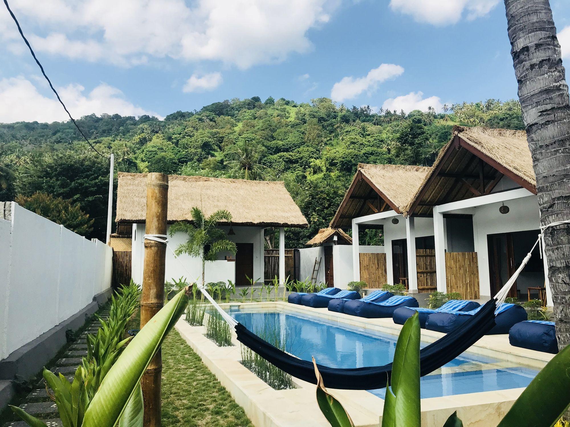 Cozy Cottages Lombok Senggigi Exterior photo